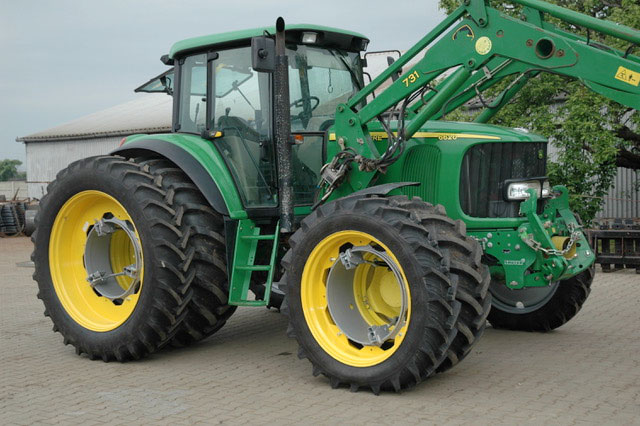 Produttore di accessori per trattori, ruote per macchine agricole, Polonia