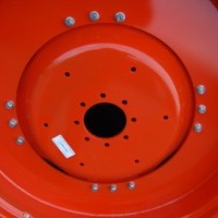 Produttore di accessori per trattori, ruote per macchine agricole, Polonia