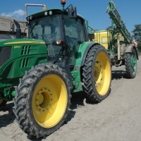 Produttore di accessori per trattori, ruote per macchine agricole, Polonia